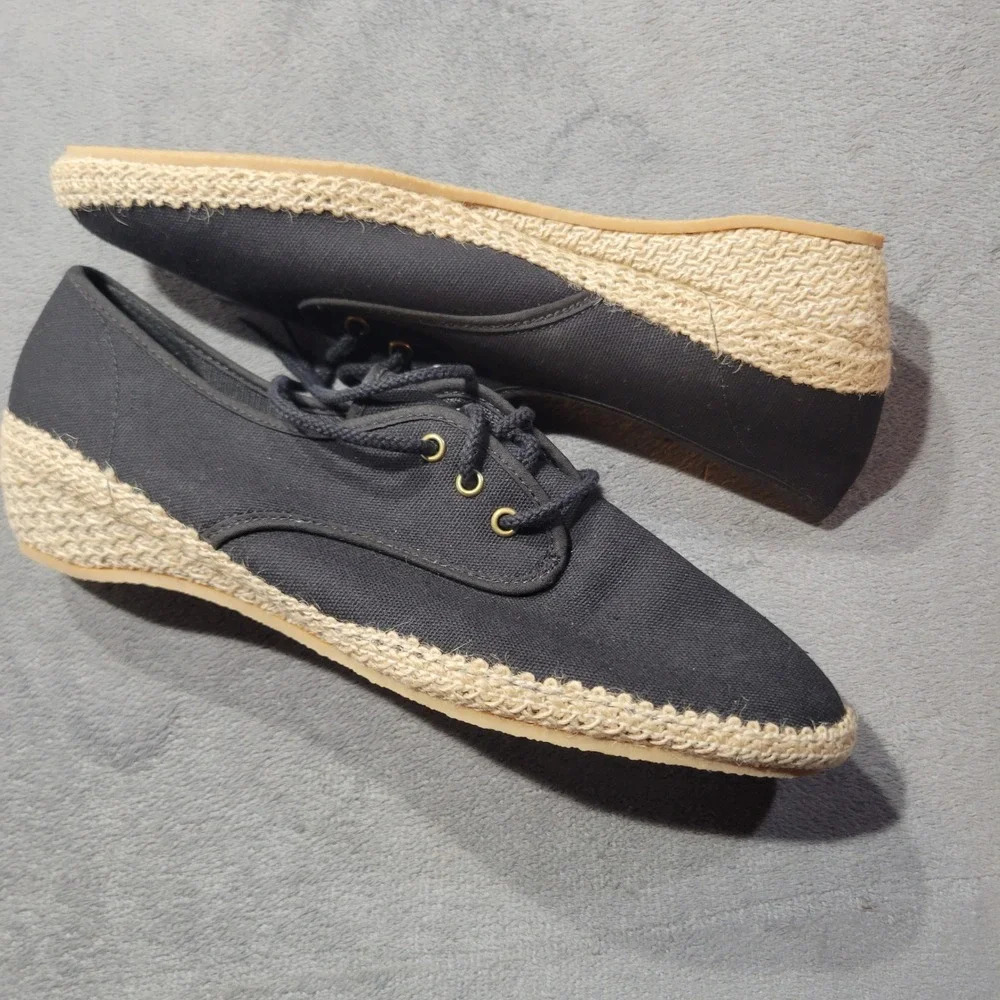 Outdorables Espadrille Wedge Womens 8 Black Canvas‎ Lace Up Pointed Toe Made USA